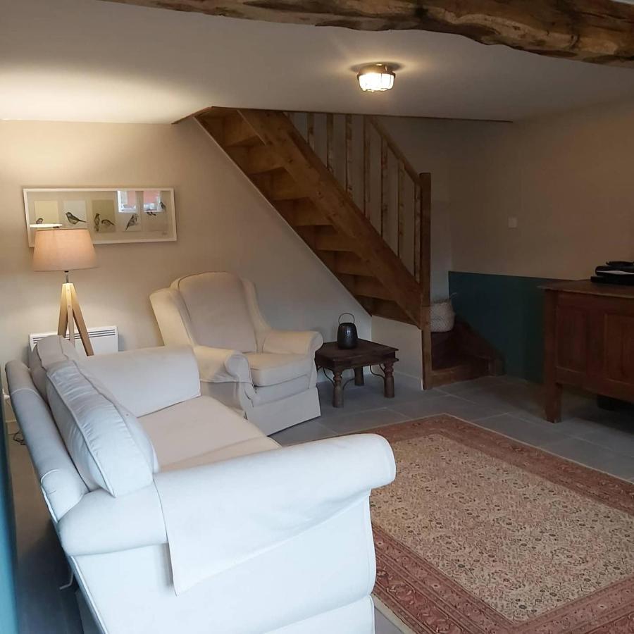 Beautiful 2 Bed Cottage With Swimming Pool Pagéas Zewnętrze zdjęcie